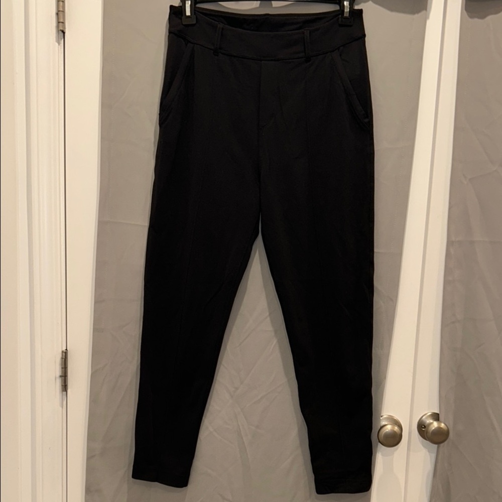 Lululemon Women’s Black Pants, Size 6 - Picture 1 of 7